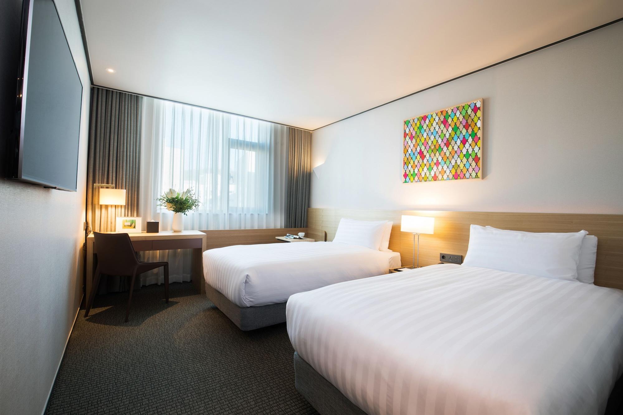 Orakai Cheonggyesan Hotel, BW Premier Collection Seoul Exterior photo