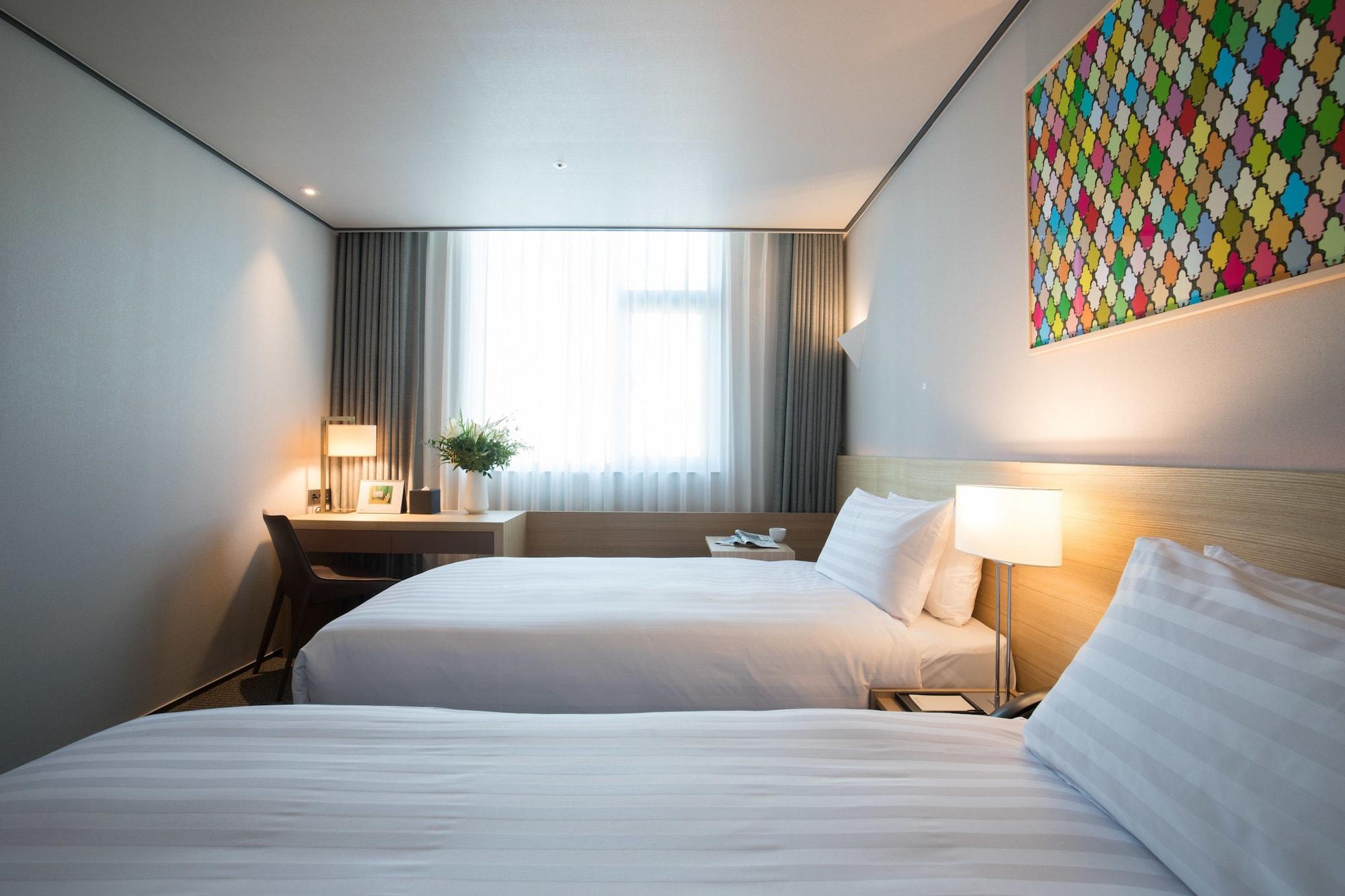 Orakai Cheonggyesan Hotel, BW Premier Collection Seoul Exterior photo