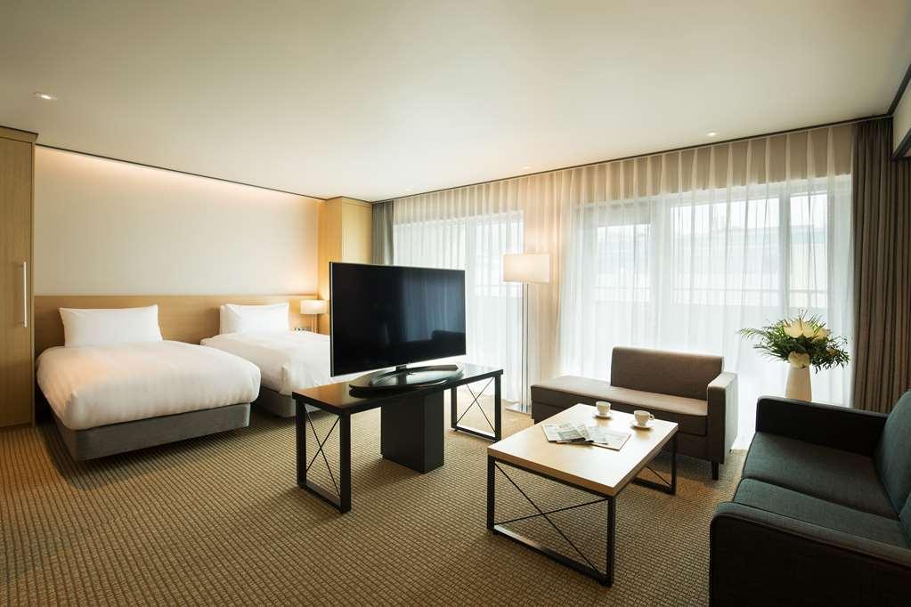 Orakai Cheonggyesan Hotel, BW Premier Collection Seoul Room photo