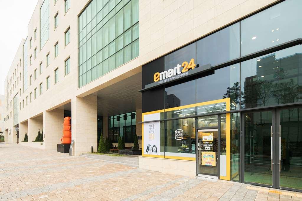 Orakai Cheonggyesan Hotel, BW Premier Collection Seoul Facilities photo