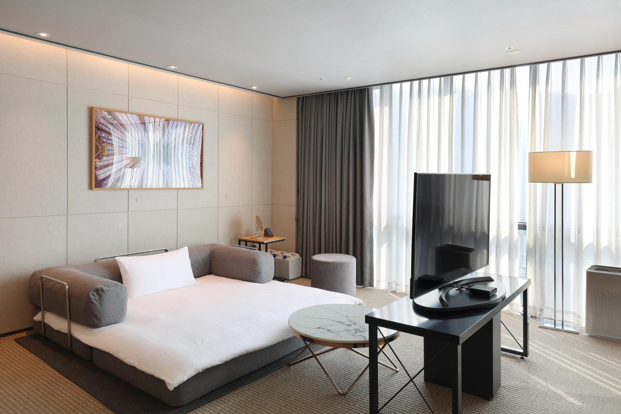 Orakai Cheonggyesan Hotel, BW Premier Collection Seoul Exterior photo